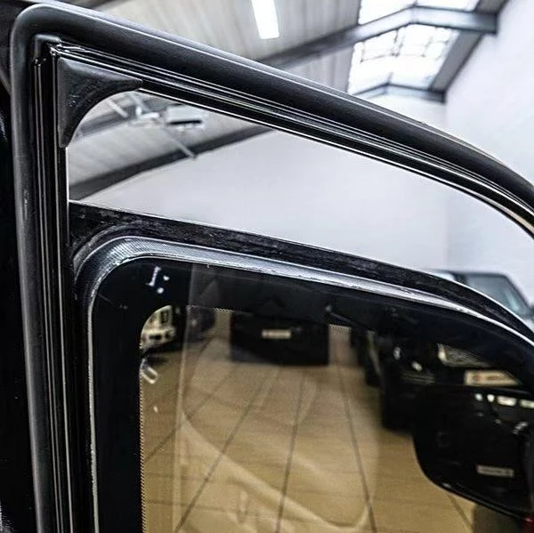 Curved Bulletproof Glass For Luxury Business Car suppliers